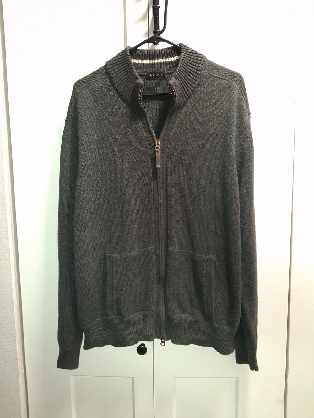 Van Heusen Men’s Zip-Up Sweater Jacket in Charcoal Gray